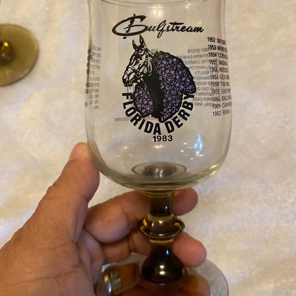 1983 florida derby Glass cup set of 5 use in good conditions